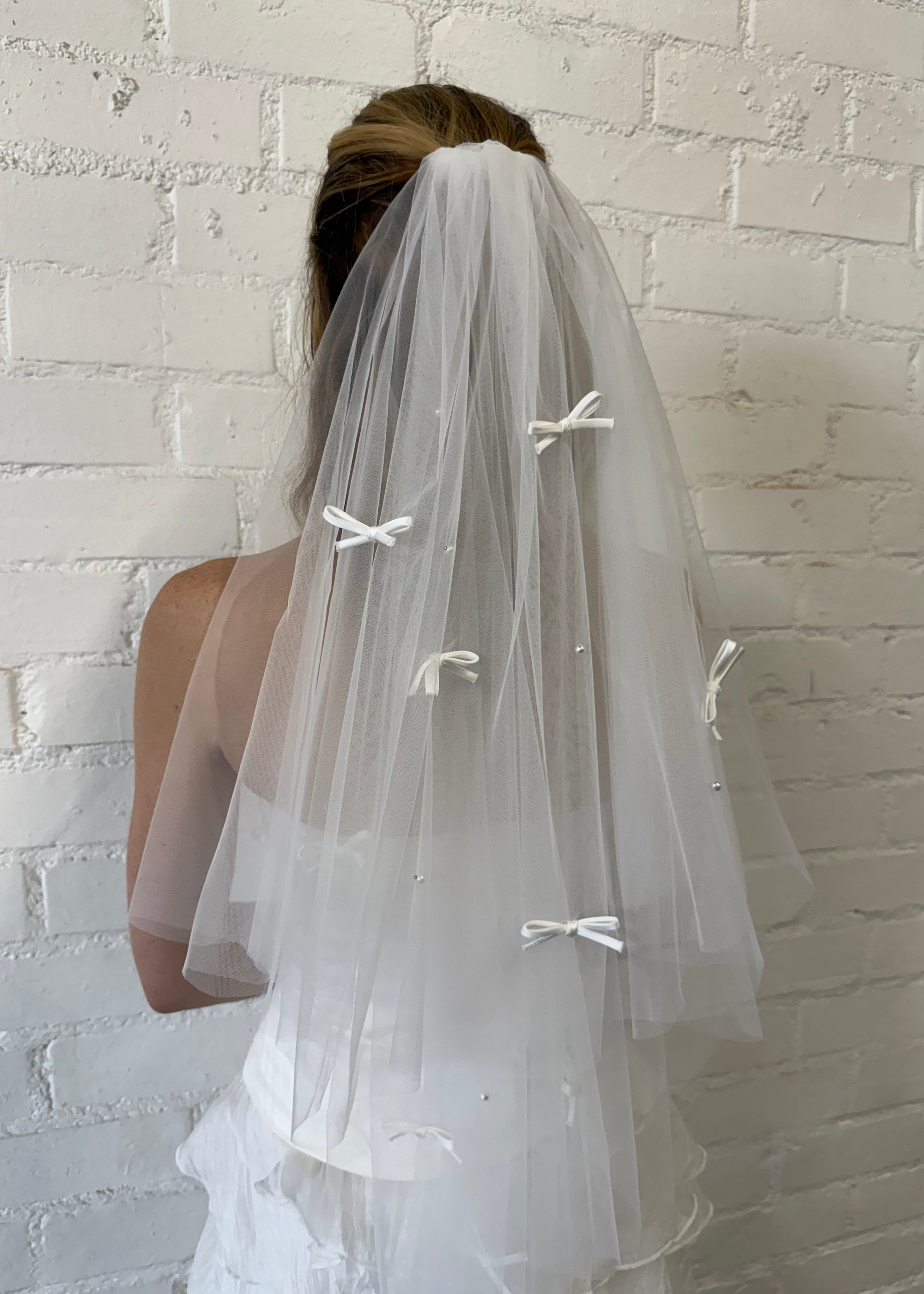 Valentina Bow Veil