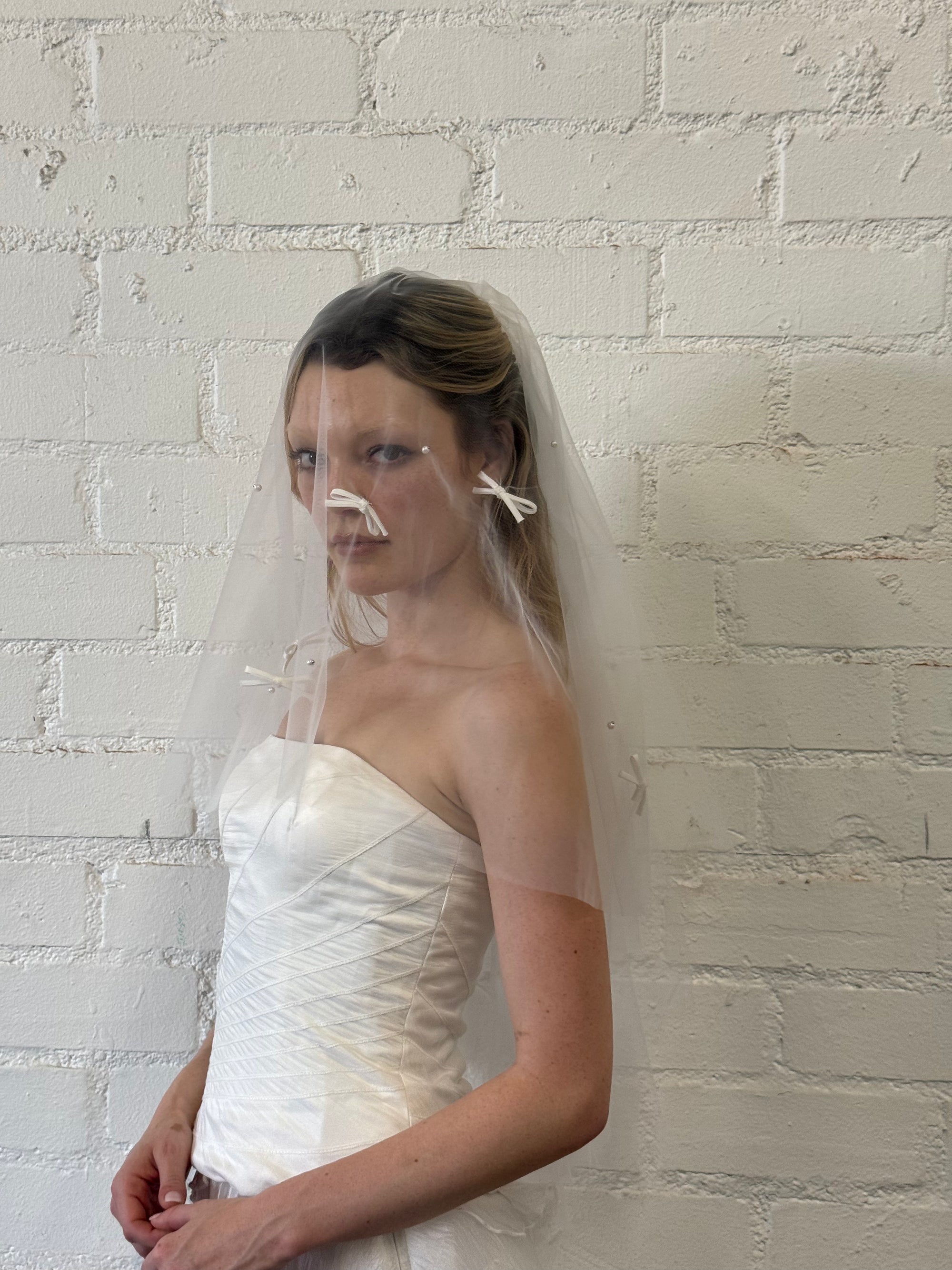 Valentina Bow Veil